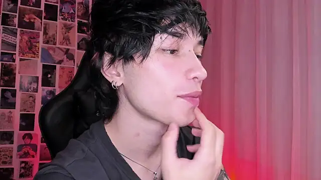 Snapshot of liamelf chatting on October 2025 06:13:02 AM liamelf online show from October 2025 06:13:02 AM