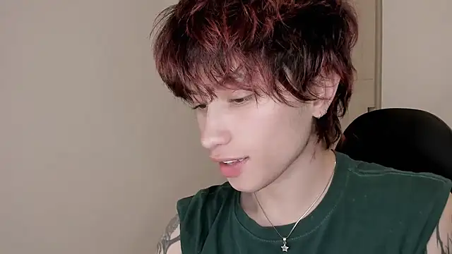 Snapshot of liamelf chatting on February 2026 03:36:01 AM liamelf online show from February 2026 03:36:01 AM