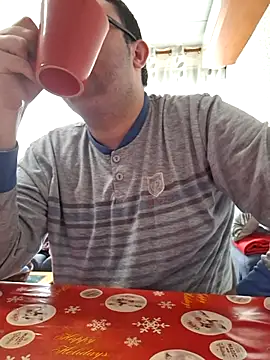 Javier bear online show from February 2026 09:21:02 AM