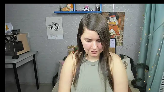 LineraPitts online show from January 2025 09:09:02 PM