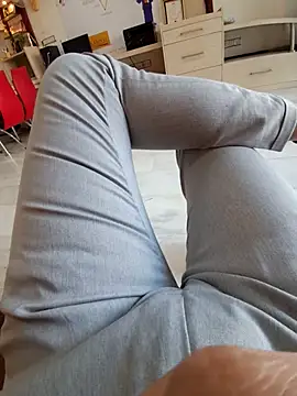 sexyboy1011 online show from November 2025 07:51:01 AM