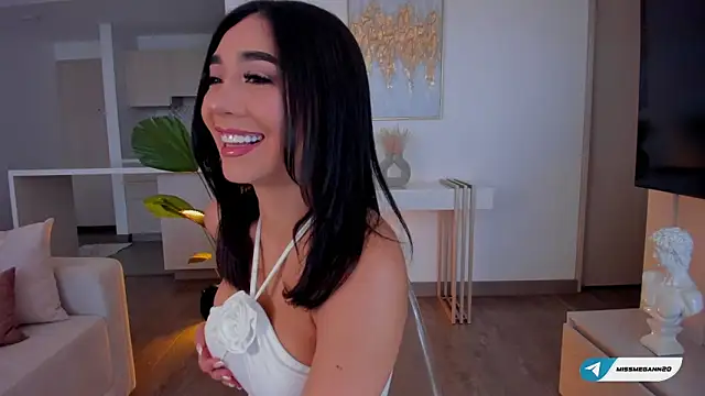 Snapshot of missmegann chatting on October 2025 01:45:02 PM missmegann online show from October 2025 01:45:02 PM