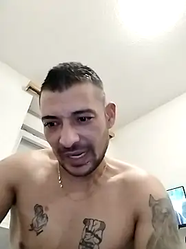 Snapshot of Zoltanioan26 chatting on October 2025 09:59:02 PM Zoltanioan26 online show from October 2025 09:59:02 PM