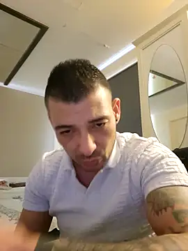 Snapshot of Zoltanioan26 chatting on February 2026 10:01:01 AM Zoltanioan26 online show from February 2026 10:01:01 AM