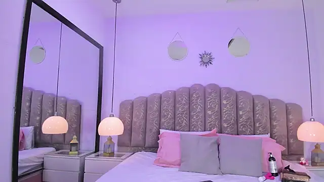 victoria cooper3 online show from February 2026 12:15:02 PM