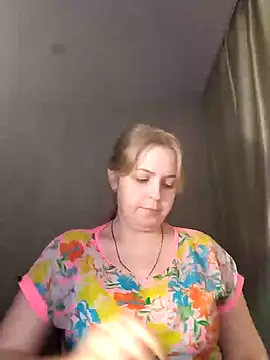 Lady nice cat online show from February 2025 12:44:02 PM