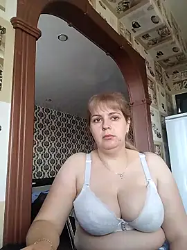 Lady nice cat online show from September 2025 02:26:01 AM