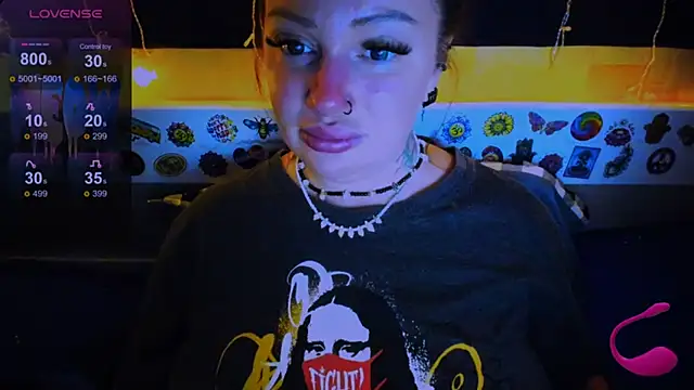 EllieOz online show from March 2025 08:15:02 PM