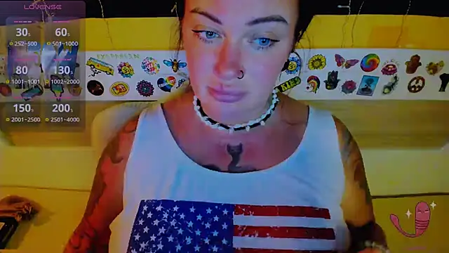 EllieOz online show from September 2025 06:40:02 PM