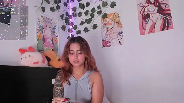 Violette-Ramirez01 online show from December 2024 03:22:02 PM