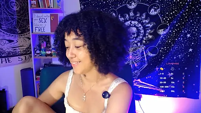 Snapshot of ela_0 chatting on June 2026 03:50:02 AM ela 0 online show from June 2026 03:50:02 AM