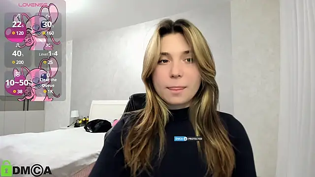 Snapshot of SweetMonicka chatting on December 2024 04:04:02 PM SweetMonicka online show from December 2024 04:04:02 PM