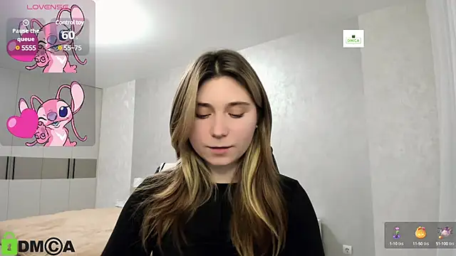 Snapshot of SweetMonicka chatting on December 2024 05:02:01 PM SweetMonicka online show from December 2024 05:02:01 PM