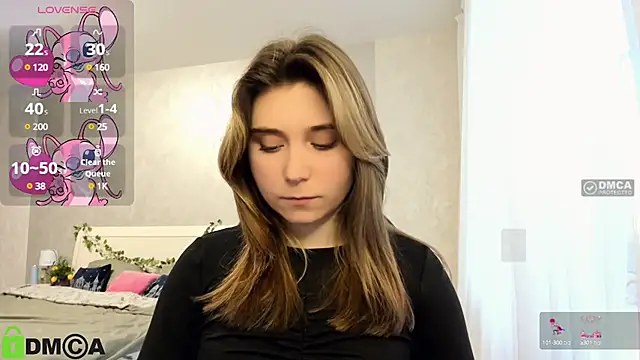 Snapshot of SweetMonicka chatting on March 2025 03:35:01 PM SweetMonicka online show from March 2025 03:35:01 PM