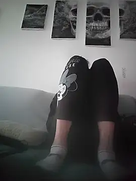 LauraBaby online show from April 2026 05:36:01 PM