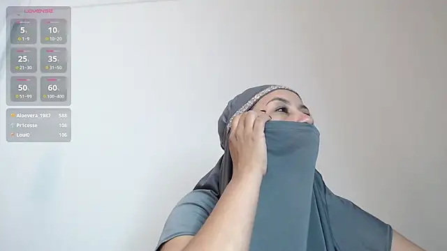 Amina hafsa online show from March 2025 01:24:02 AM