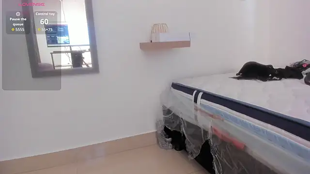 Amina hafsa online show from December 2025 09:01:01 PM