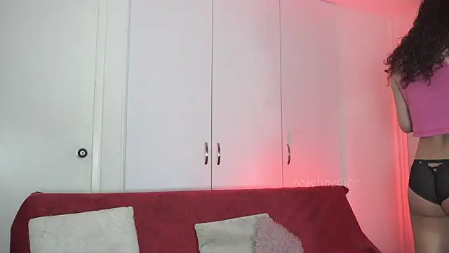 roselinedior online show from November 2025 01:55:02 PM