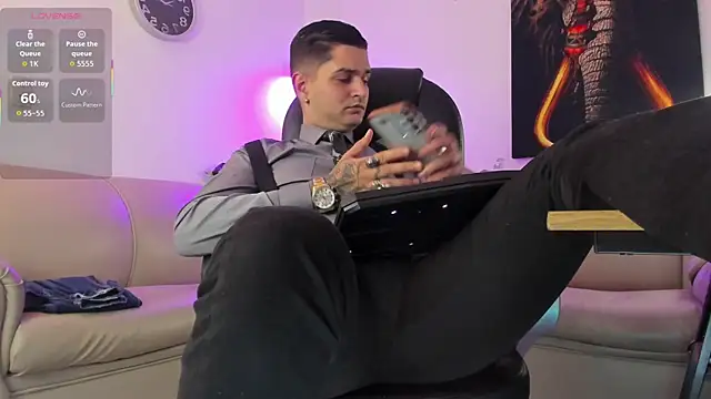 Nicolas Fellener online show from February 2026 03:55:02 AM