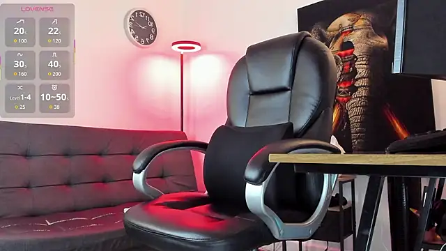 Nicolas Fellener online show from March 2026 04:36:02 AM