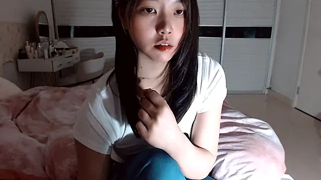 -Lucky Girl online show from March 2026 12:22:01 PM