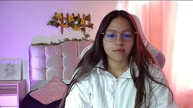 SamanthaRoldaan online show from February 2025 03:43:01 PM