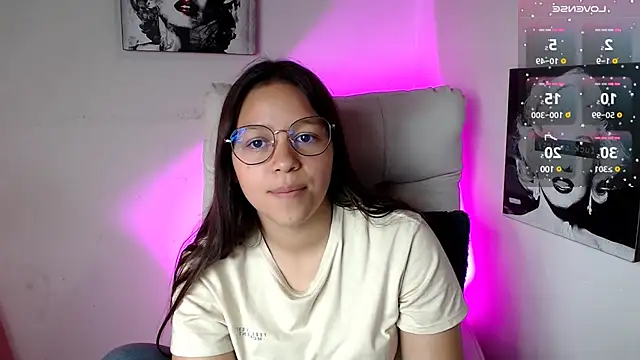 SamanthaRoldaan online show from March 2025 05:11:02 PM