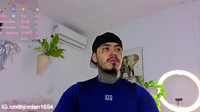 JordanSmiith  online show from November 2025 08:32:01 PM