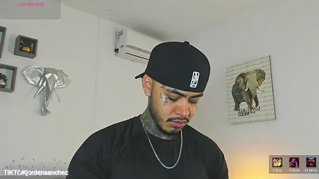 JordanSmiith  online show from January 2026 08:46:02 PM