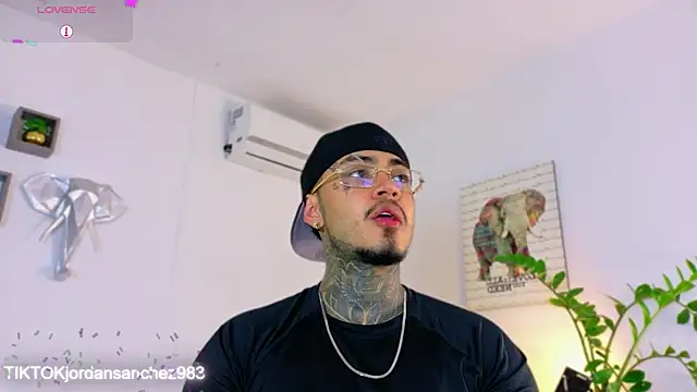 JordanSmiith  online show from March 2026 08:48:02 PM