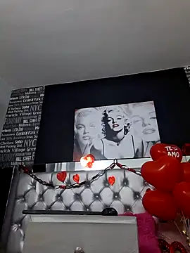 Snapshot of _nicolehotshemale chatting on February 2025 01:02:01 AM  nicolehotshemale online show from February 2025 01:02:01 AM