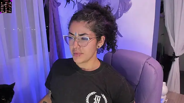 witchviolet online show from December 2025 03:33:01 AM