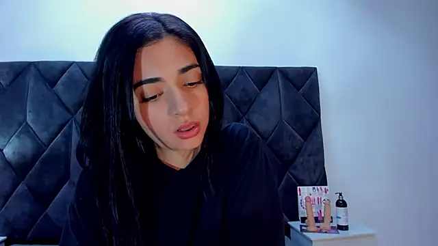 Snapshot of Linisprincehot69 chatting on January 2025 03:39:02 AM Linisprincehot69 online show from January 2025 03:39:02 AM