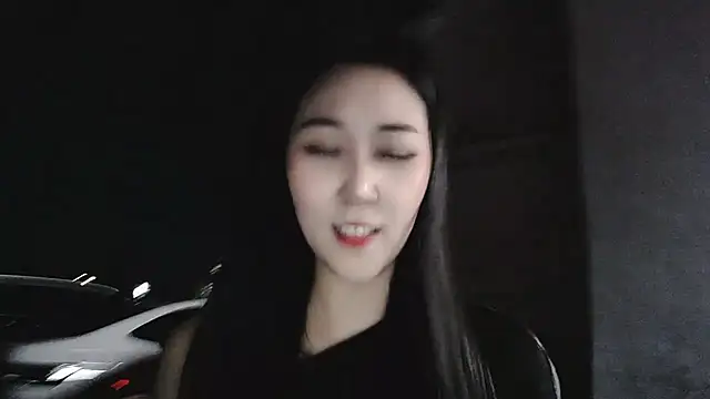 Fannywell online show from April 2026 01:41:02 PM