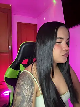 leila 22 online show from July 2026 02:59:01 PM