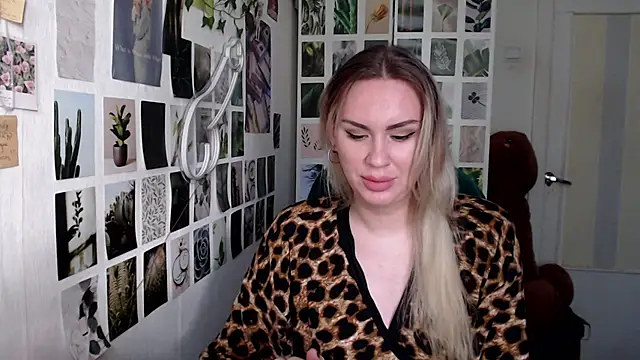 CapriScorpion online show from September 2025 11:25:01 AM