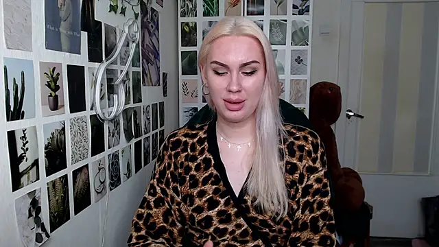 CapriScorpion online show from October 2025 11:30:01 AM