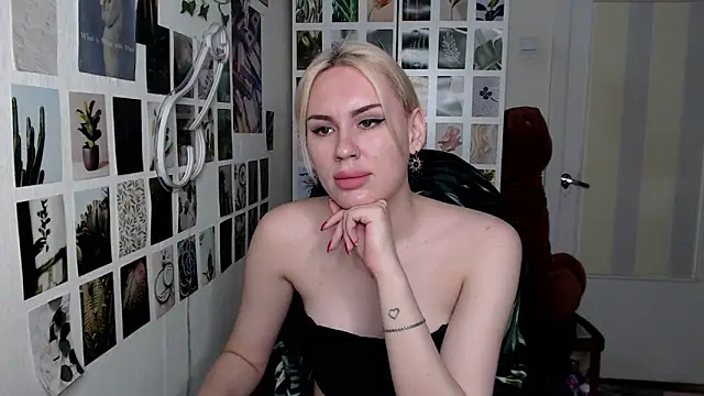 CapriScorpion online show from November 2025 10:26:02 AM