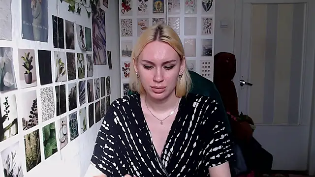 CapriScorpion online show from April 2026 12:42:01 PM