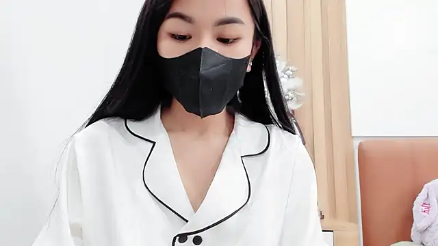 Snapshot of Lita-Julia chatting on January 2025 12:10:01 AM Lita-Julia online show from January 2025 12:10:01 AM