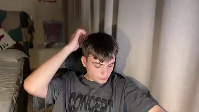 superfluboy  online show from November 2025 02:15:01 PM