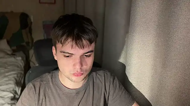 superfluboy  online show from November 2025 03:55:01 PM