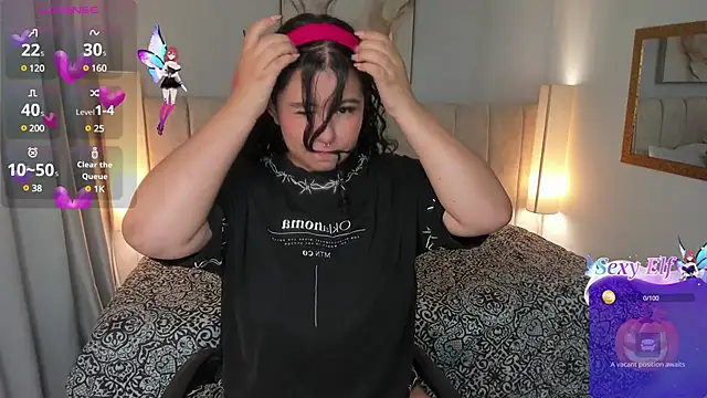 Snapshot of Atenea_cuteee chatting on December 2024 02:14:02 AM Atenea cuteee online show from December 2024 02:14:02 AM