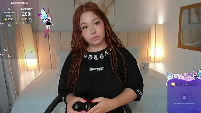 Atenea cuteee online show from February 2025 02:15:02 AM