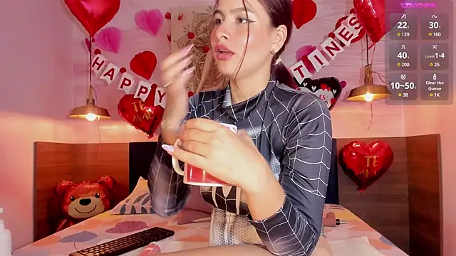 AnneDixie online show from February 2025 12:22:02 PM