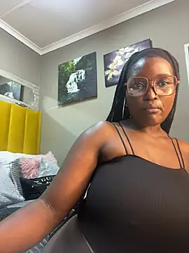 Bustygoddess32 online show from February 2025 04:24:02 AM