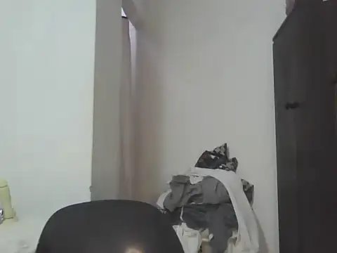 Sexxybella27 online show from November 2025 06:45:01 PM