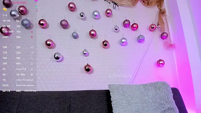 artmiaa online show from December 2025 01:41:02 PM