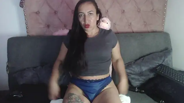 missbella1 online show from September 2025 09:04:01 PM