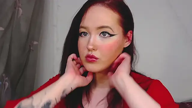 Snapshot of IrinaArt chatting on January 2025 11:29:01 PM IrinaArt online show from January 2025 11:29:01 PM